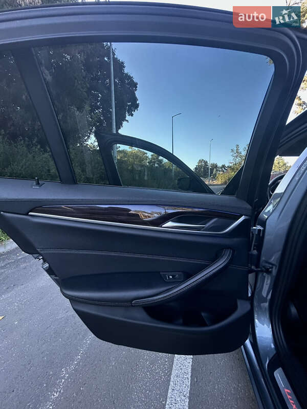 Седан BMW 5 Series 2017 в Житомирі фото 11 Седан BMW 5 Series 2017 в Житомирі