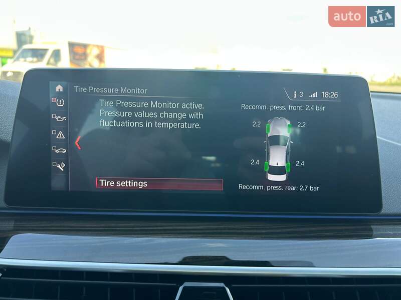 Седан BMW 5 Series 2018 в Киеве