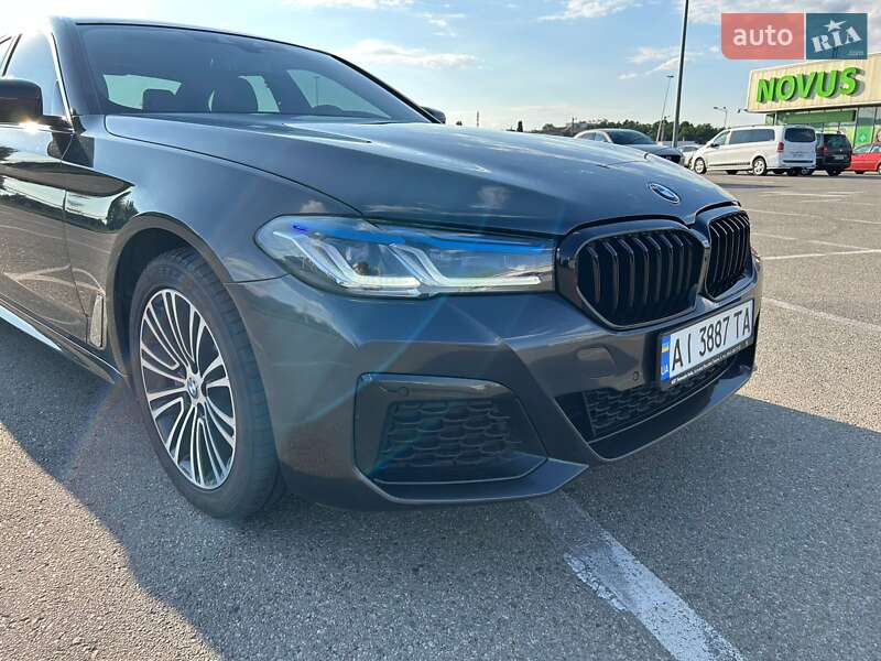 Седан BMW 5 Series 2018 в Киеве