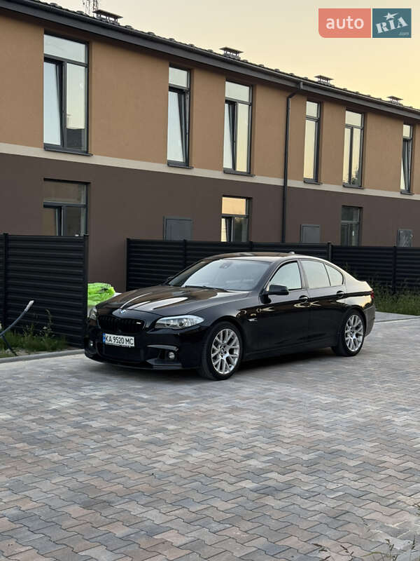 BMW 5 Series 2011