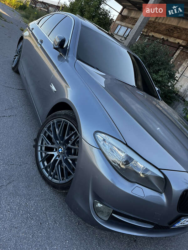 BMW 5 Series 2010 BMW 5 Series 2010