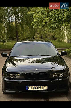 Седан BMW 5 Series 2000 в Бродах