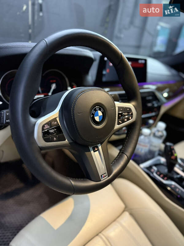 Седан BMW 5 Series 2017 в Киеве