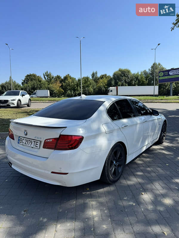 Седан BMW 5 Series 2011 в Львове фото 5 Седан BMW 5 Series 2011 в Львове