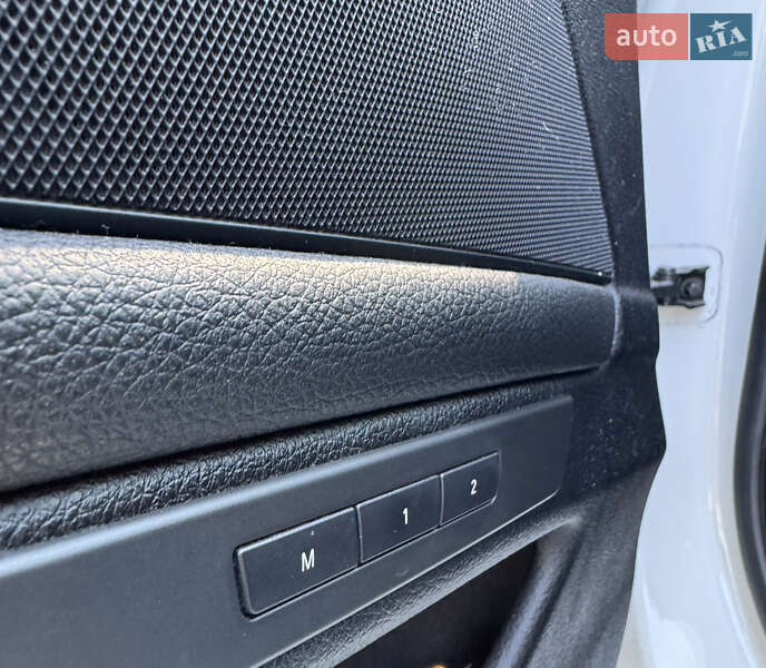 Седан BMW 5 Series 2011 в Львове фото 11 Седан BMW 5 Series 2011 в Львове