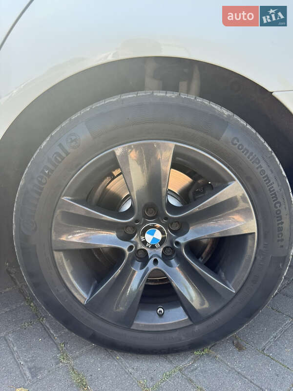 Седан BMW 5 Series 2011 в Львове фото 33 Седан BMW 5 Series 2011 в Львове