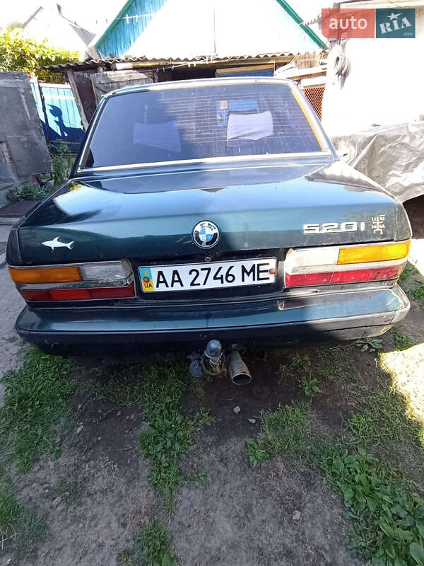 Седан BMW 5 Series 1984 в Корюковке