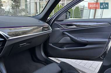 Седан BMW 5 Series 2018 в 