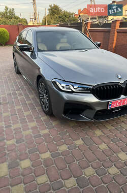 Седан BMW 5 Series 2017 в Львове