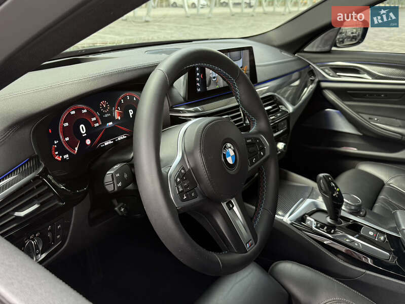Седан BMW 5 Series 2016 в Львове фото 21 Седан BMW 5 Series 2016 в Львове