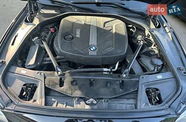 Седан BMW 5 Series 2010 в 