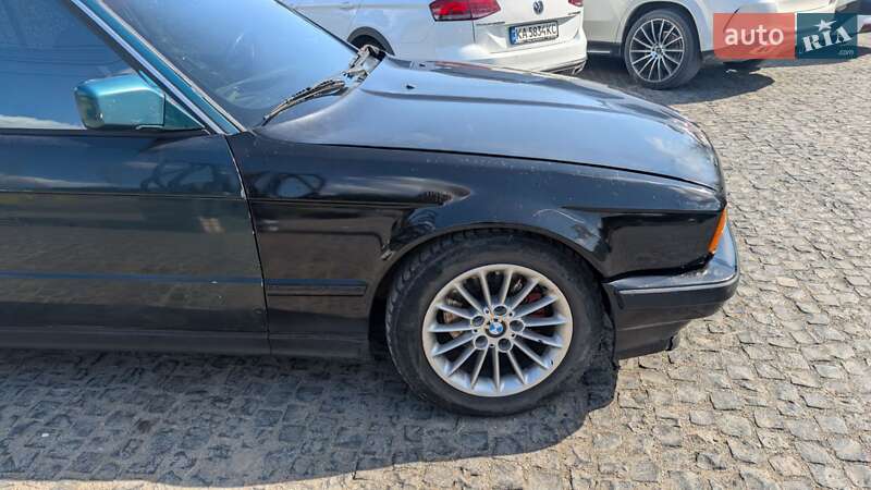 Седан BMW 5 Series 1990 в Львове