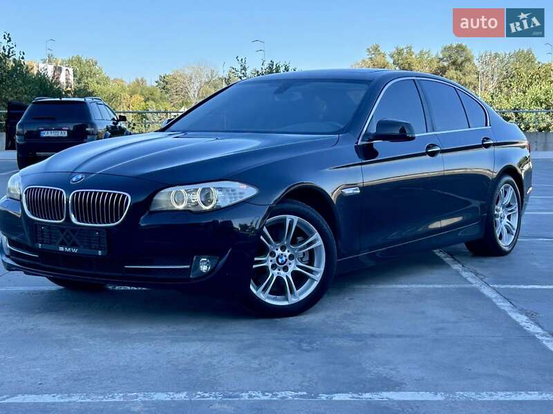 Седан BMW 5 Series 2013 в Киеве
