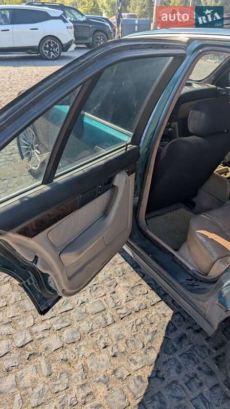 Седан BMW 5 Series 1990 в Львове