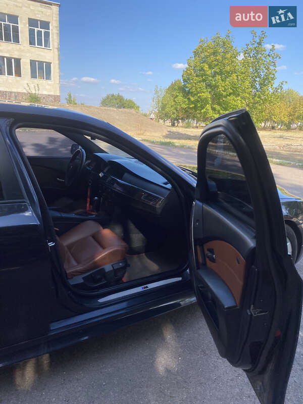 Седан BMW 5 Series 2004 в Великой Александровке фото 8 Седан BMW 5 Series 2004 в Великой Александровке