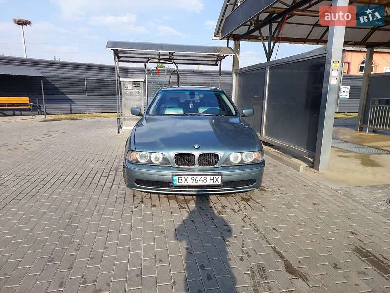 BMW 5 Series 2001