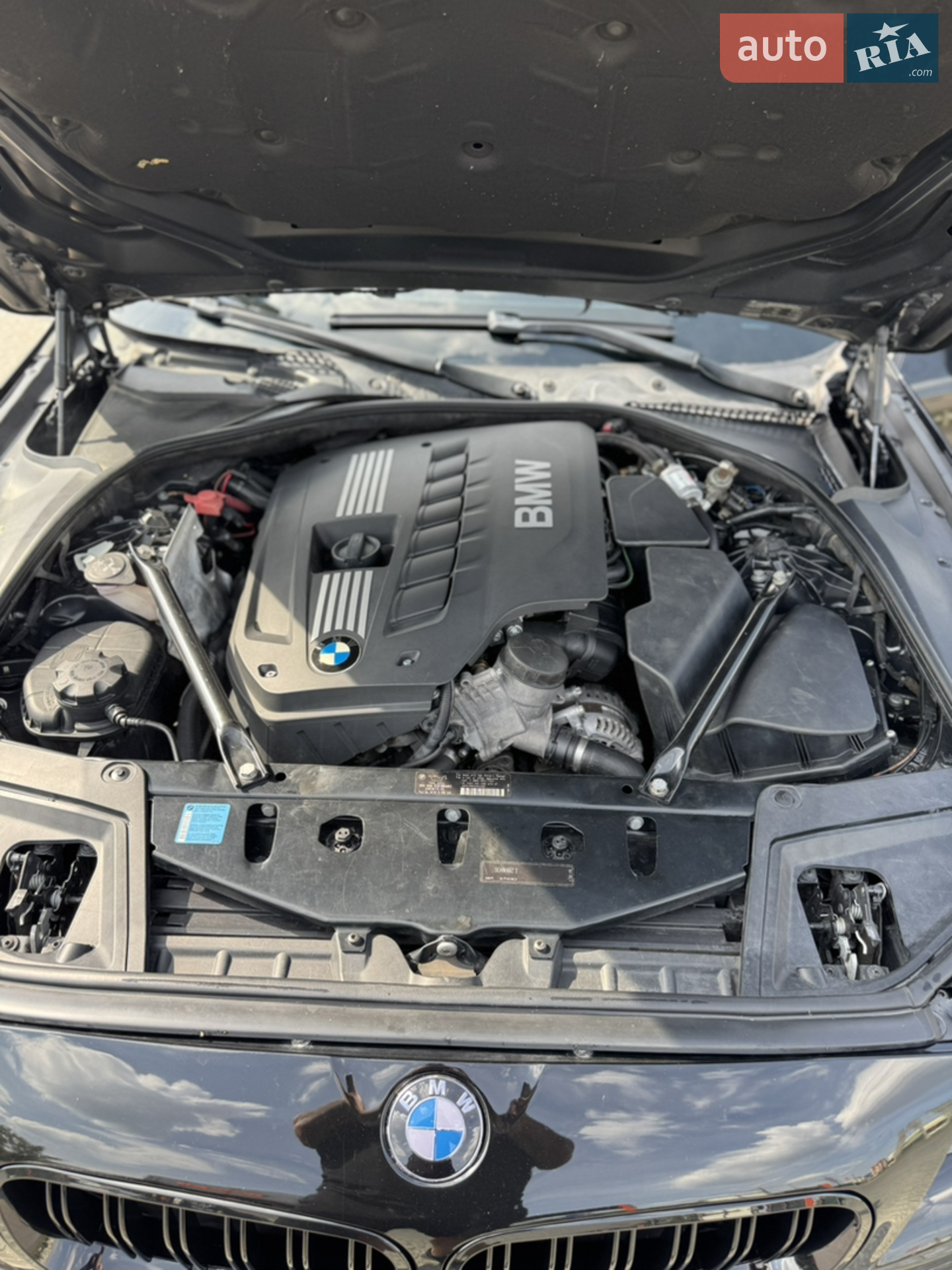 2010 BMW 5er - мініатюра 8