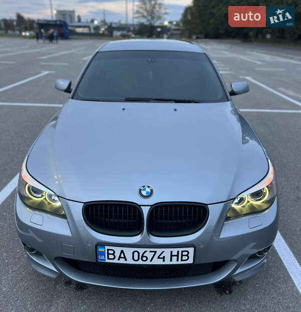 Седан BMW 5 Series 2004 в Кропивницькому