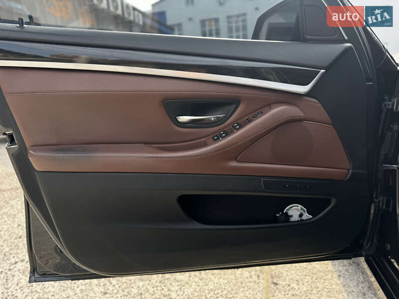 Седан BMW 5 Series 2010 в Житомирі фото 17 Седан BMW 5 Series 2010 в Житомирі