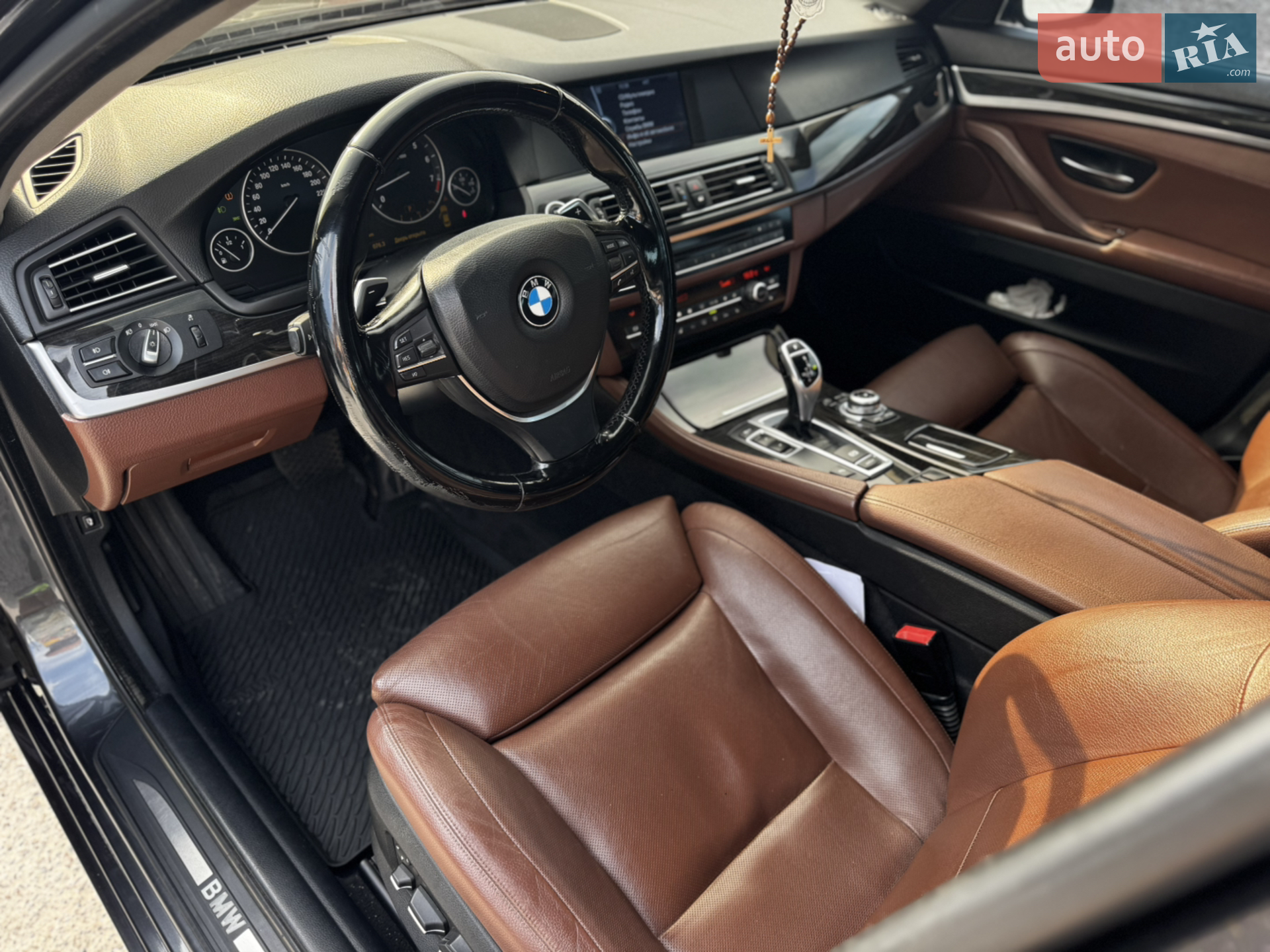 2010 BMW 5er - мініатюра 21