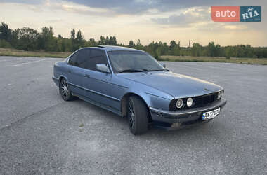 Седан BMW 5 Series 1989 в Харькове