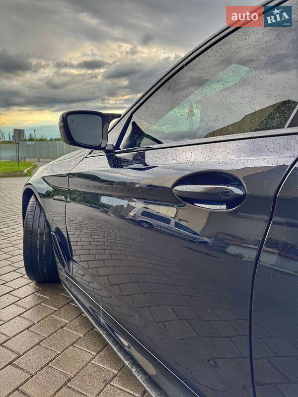 Седан BMW 5 Series 2019 в Львові