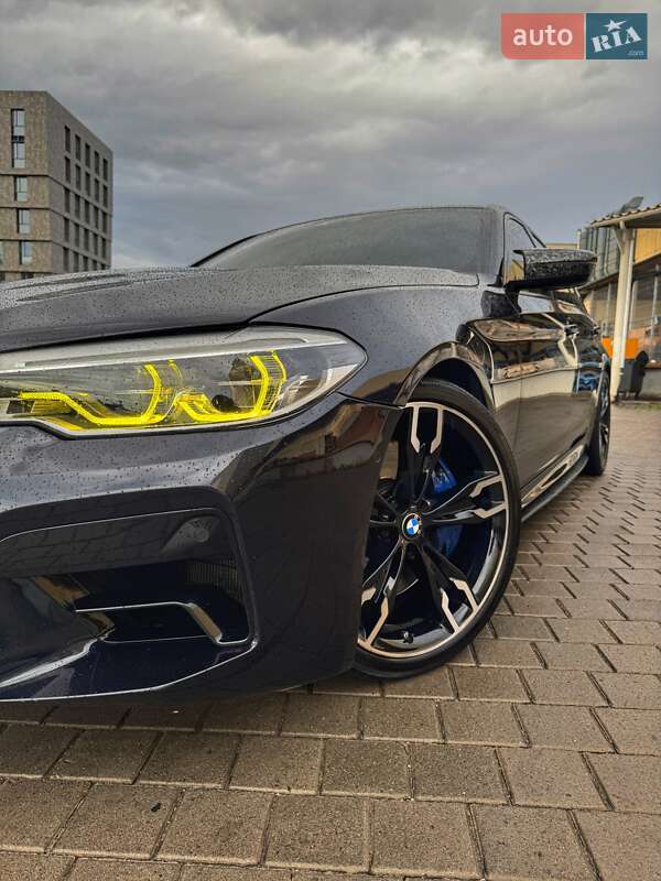 Седан BMW 5 Series 2019 в Львові