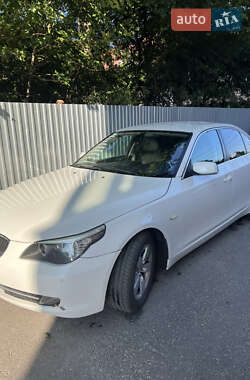 Седан BMW 5 Series 2010 в Тернополе