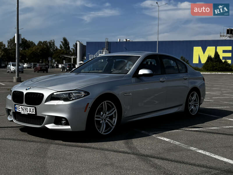 Седан BMW 5 Series 2015 в Дніпрі