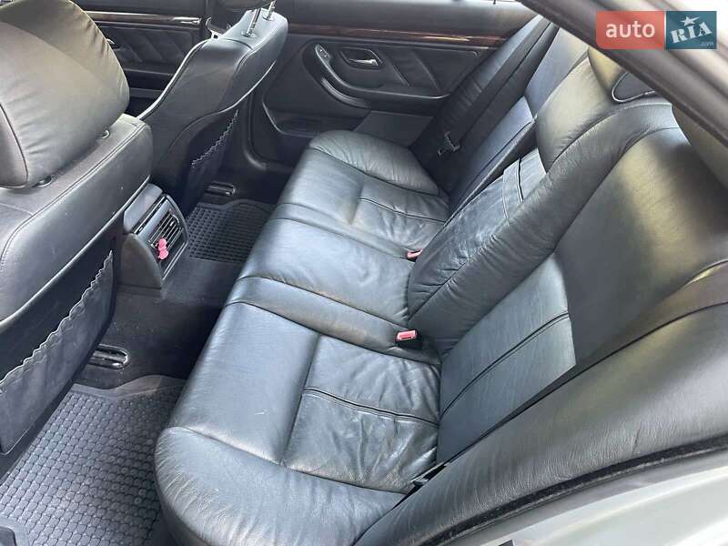 Седан BMW 5 Series 2000 в Киеве фото 5 Седан BMW 5 Series 2000 в Киеве