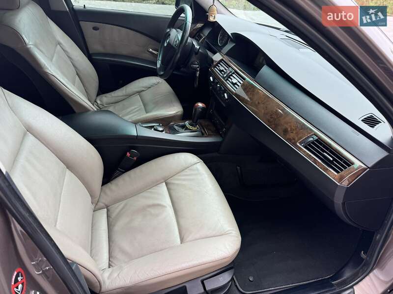 Седан BMW 5 Series 2006 в Черноморске фото 16 Седан BMW 5 Series 2006 в Черноморске