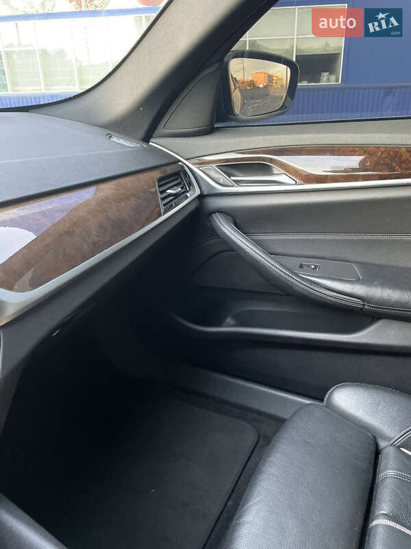 Седан BMW 5 Series 2017 в Киеве фото 13 Седан BMW 5 Series 2017 в Киеве