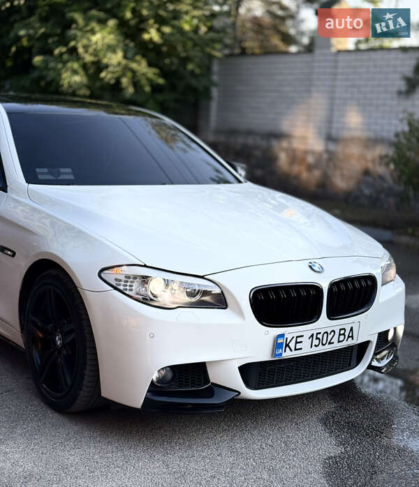 Седан BMW 5 Series 2012 в Дніпрі