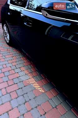 Седан BMW 5 Series 2023 в 