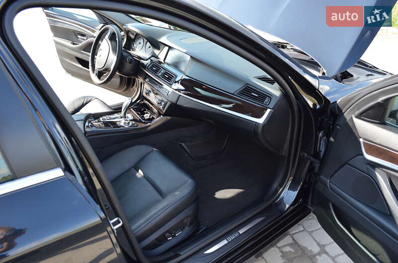 Седан BMW 5 Series 2013 в Львові