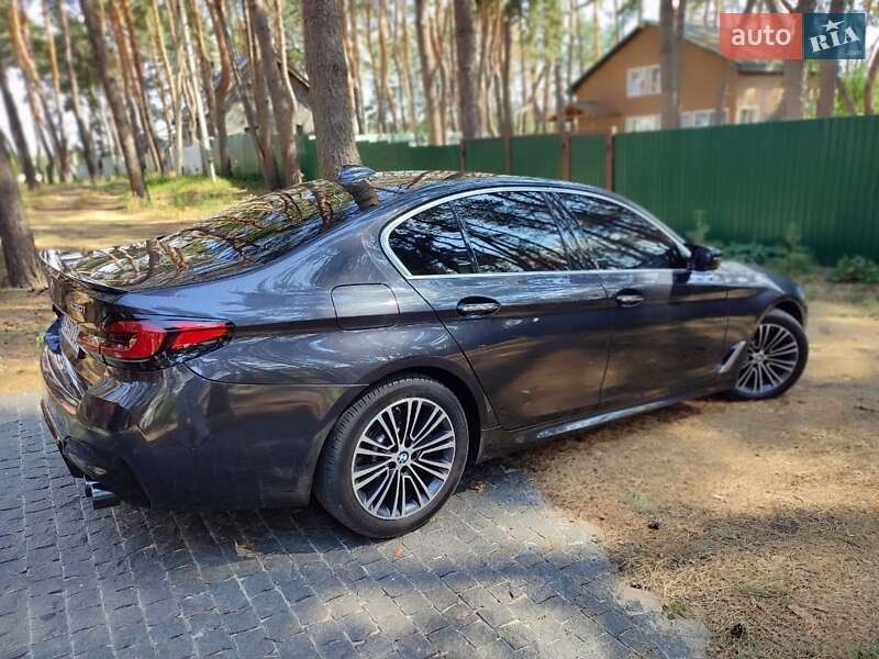 Седан BMW 5 Series 2017 в Харькове
