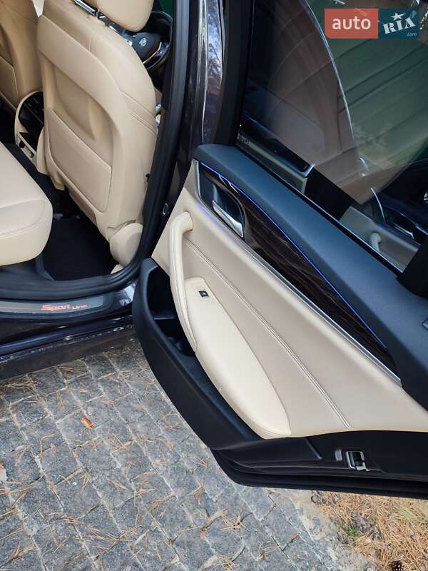 Седан BMW 5 Series 2017 в Харькове
