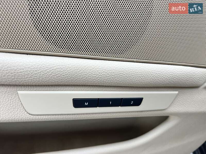 Седан BMW 5 Series 2012 в Києві