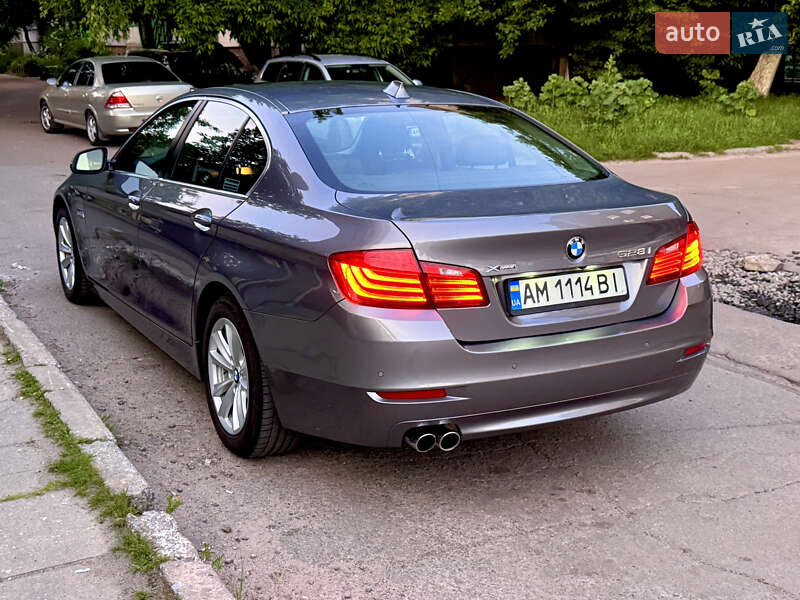 Седан BMW 5 Series 2015 в Житомире