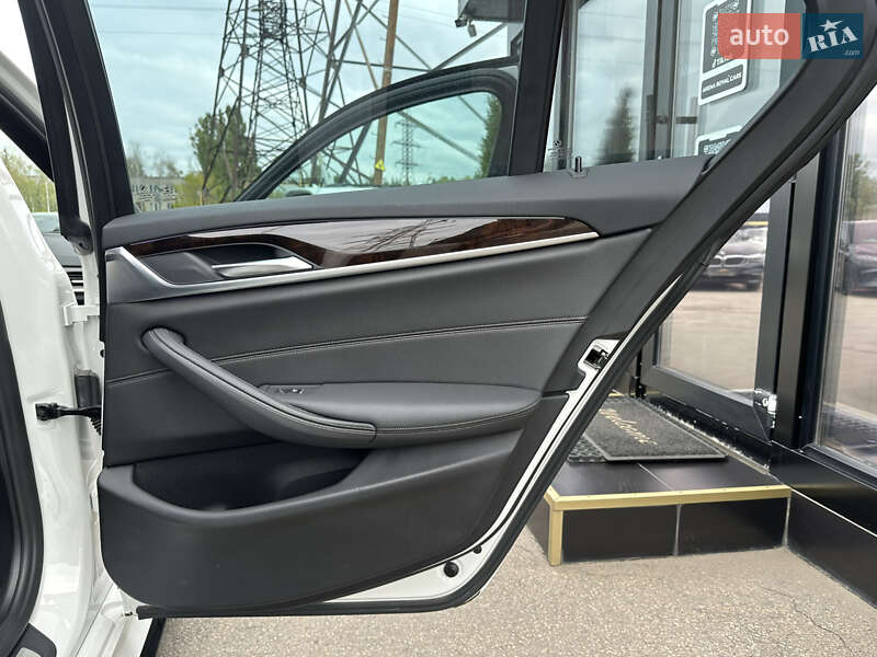 Седан BMW 5 Series 2018 в Харкові