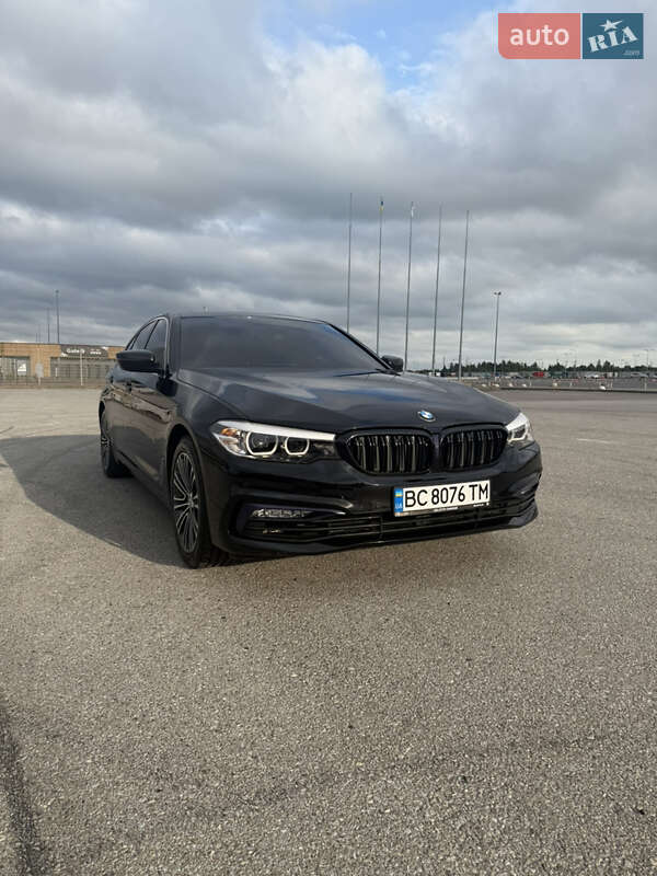 Седан BMW 5 Series 2017 в Львові