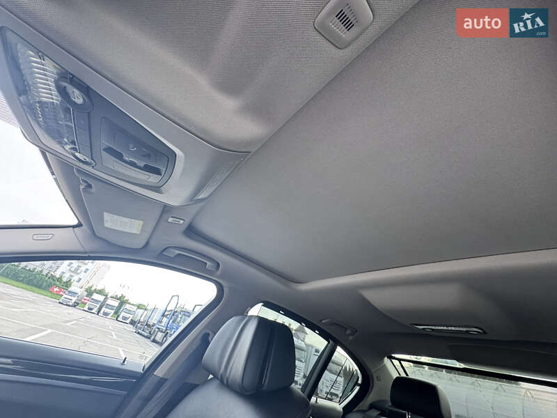 Седан BMW 5 Series 2013 в Львове фото 22 Седан BMW 5 Series 2013 в Львове
