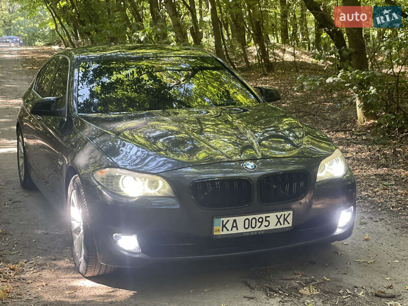 Седан BMW 5 Series 2011 в Києві