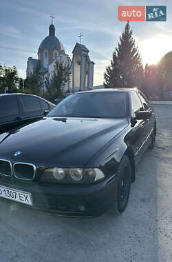 Седан BMW 5 Series 2001 в Тернополі