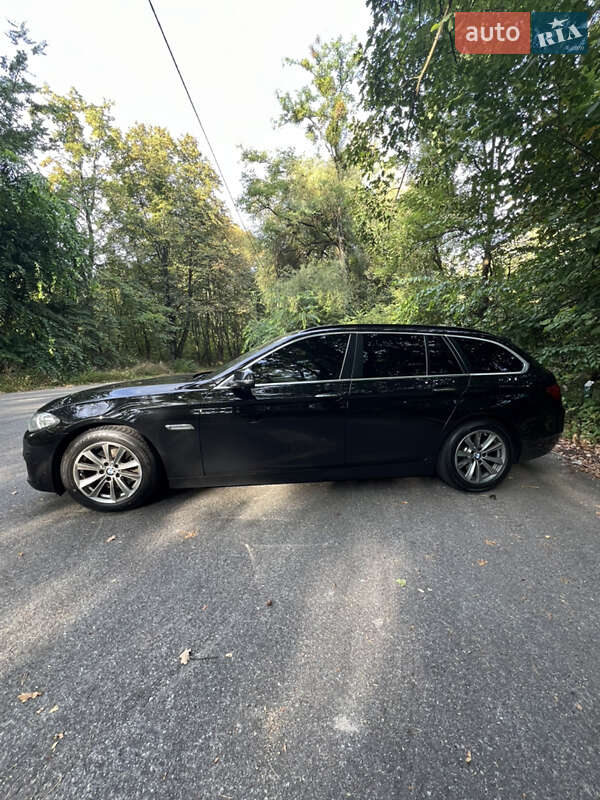 Универсал BMW 5 Series 2016 в Киеве
