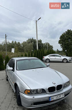 Седан BMW 5 Series 2001 в Яворове