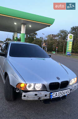 Седан BMW 5 Series 2001 в Киеве