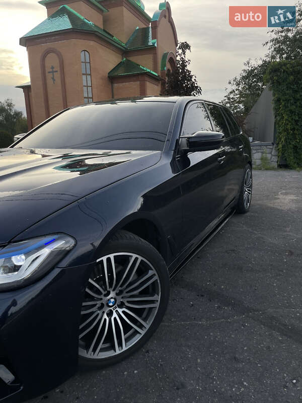 Универсал BMW 5 Series 2018 в Киеве
