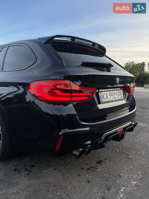 Универсал BMW 5 Series 2018 в Киеве