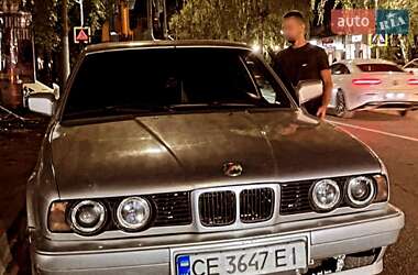 Седан BMW 5 Series 1988 в 